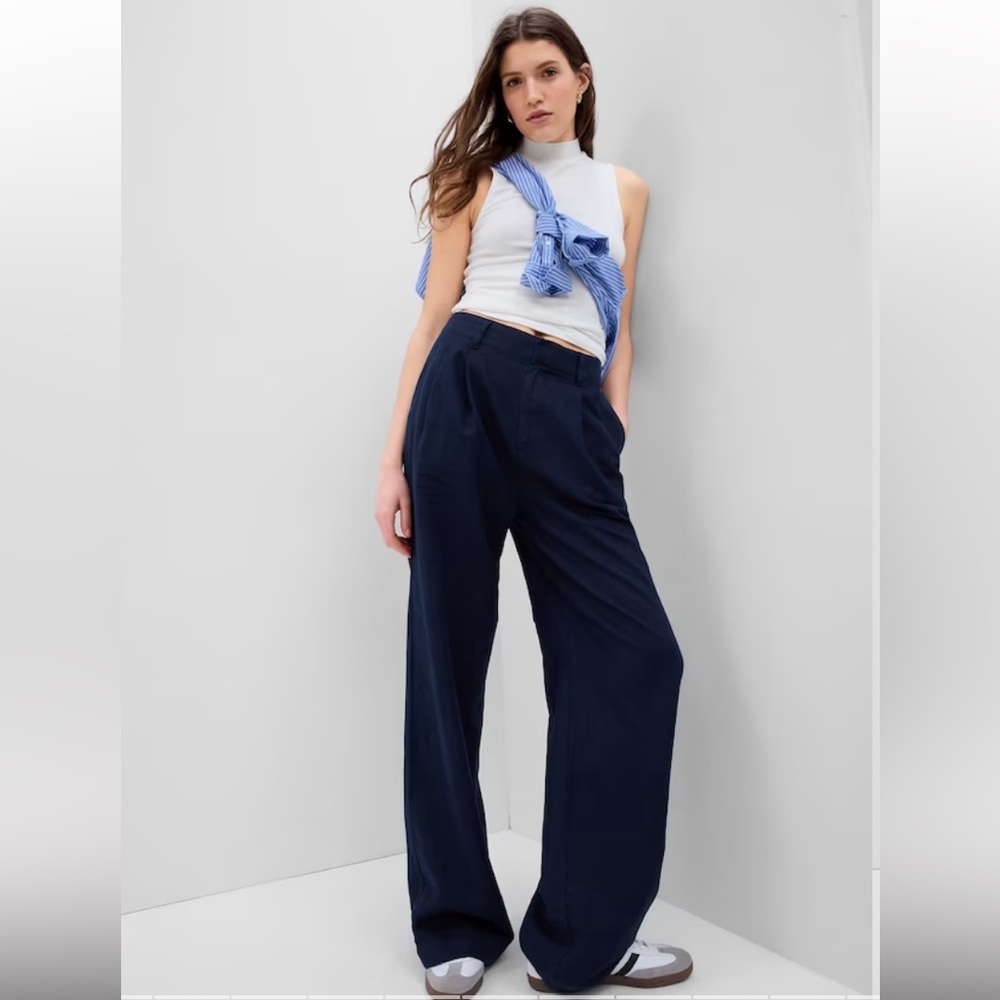 NWT Navy Linen-Cotton Pants (Size 6)